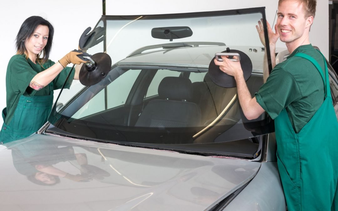 auto glass replacement